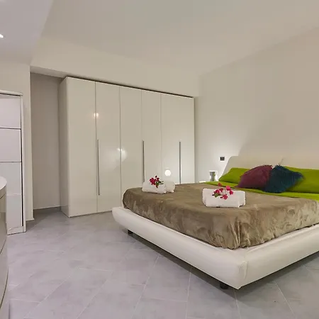 Costantino Вилла